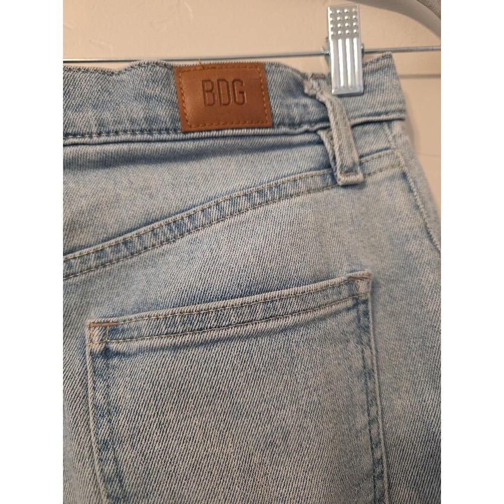 BDG Urban Outfitters High Rise Girlfriend Jeans 29 Cropped Light Wash - Picture 3 of 5